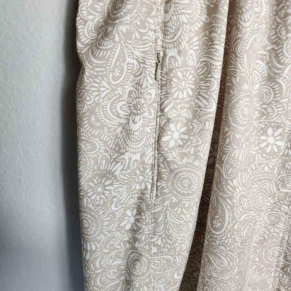 Athleta Womens Nearly Knotical Beige Paisley Floral Sleeveless Dress-Size 2 - Picture 3 of 9